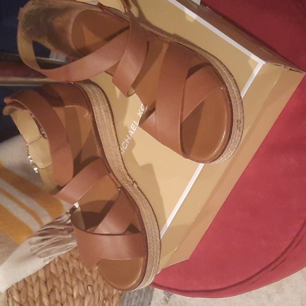 Michael kors sandles